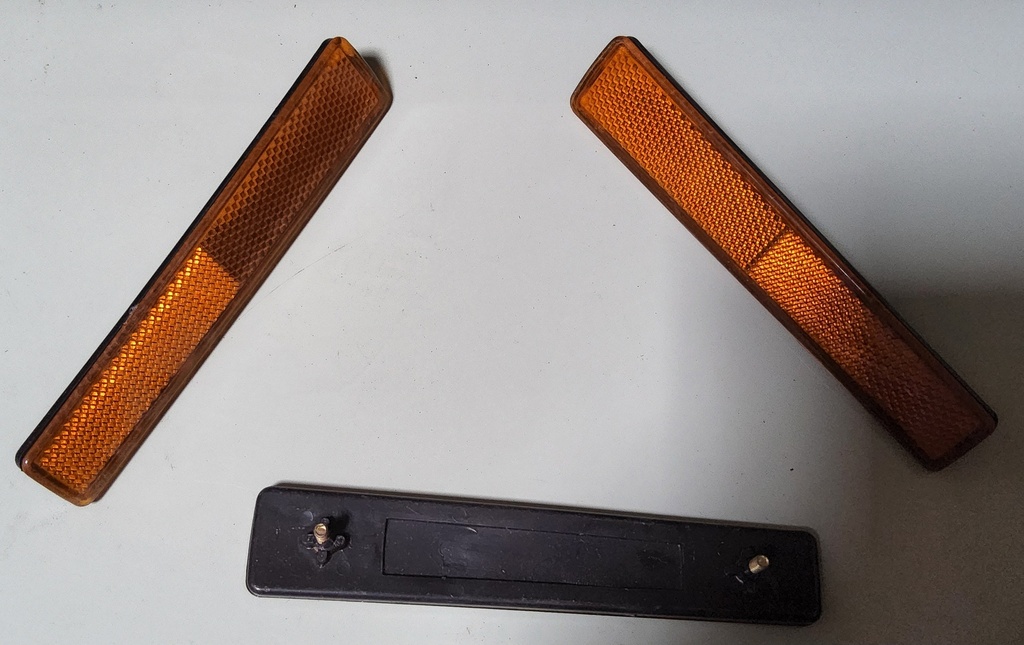 REFLECTOR ESCALON CANTER 07/19