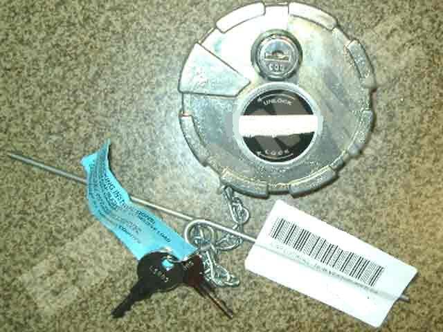 TAPON COMBUSTIBLE HINO 500