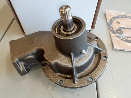 BOMBA AGUA MACK E7 T/LARGO