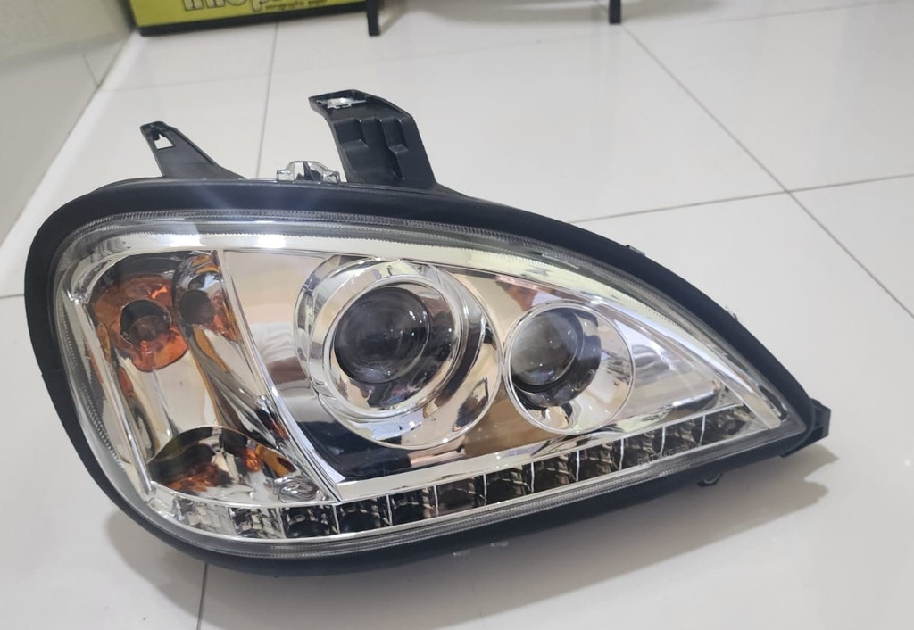 PANTALLA FREIGHTLINER OPTICAL EYE RH *